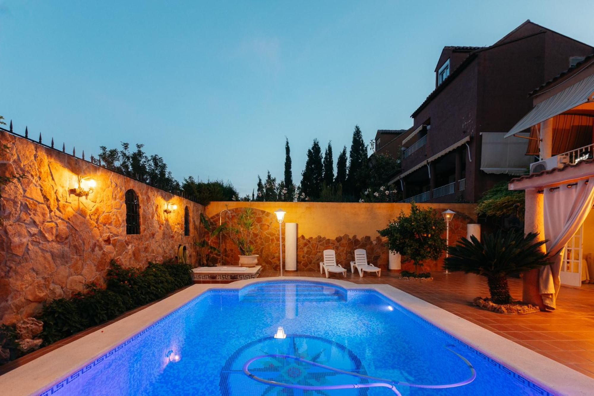 Chalet, Villa Rodeada De Naturaleza Piscina A Doce Klm De Valencia Y 7 Del Aeropuerto المظهر الخارجي الصورة