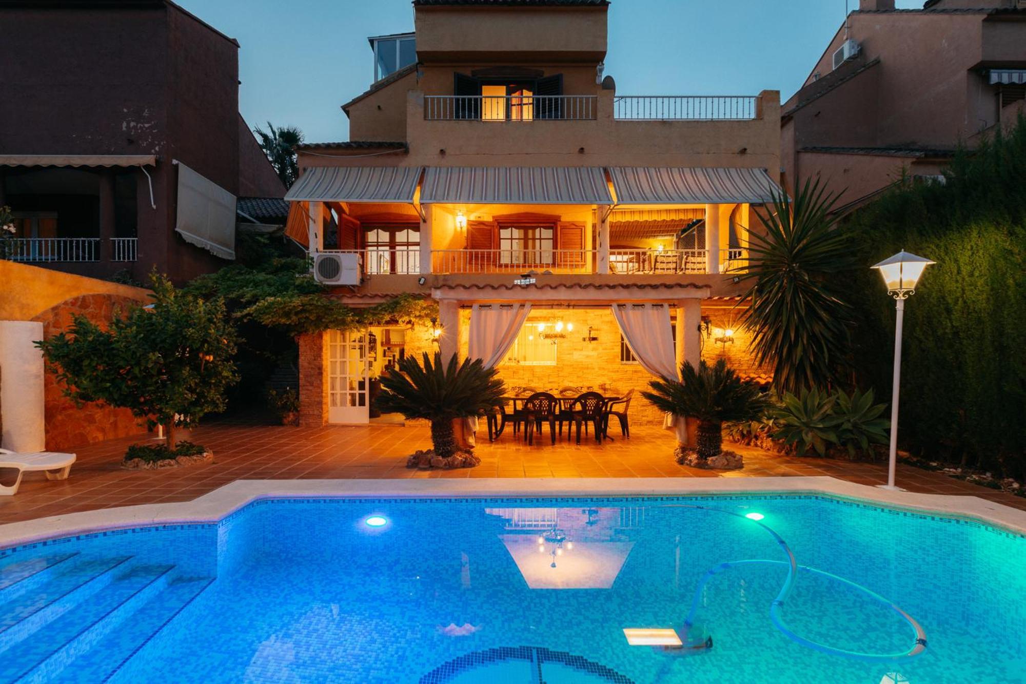 Chalet, Villa Rodeada De Naturaleza Piscina A Doce Klm De Valencia Y 7 Del Aeropuerto المظهر الخارجي الصورة