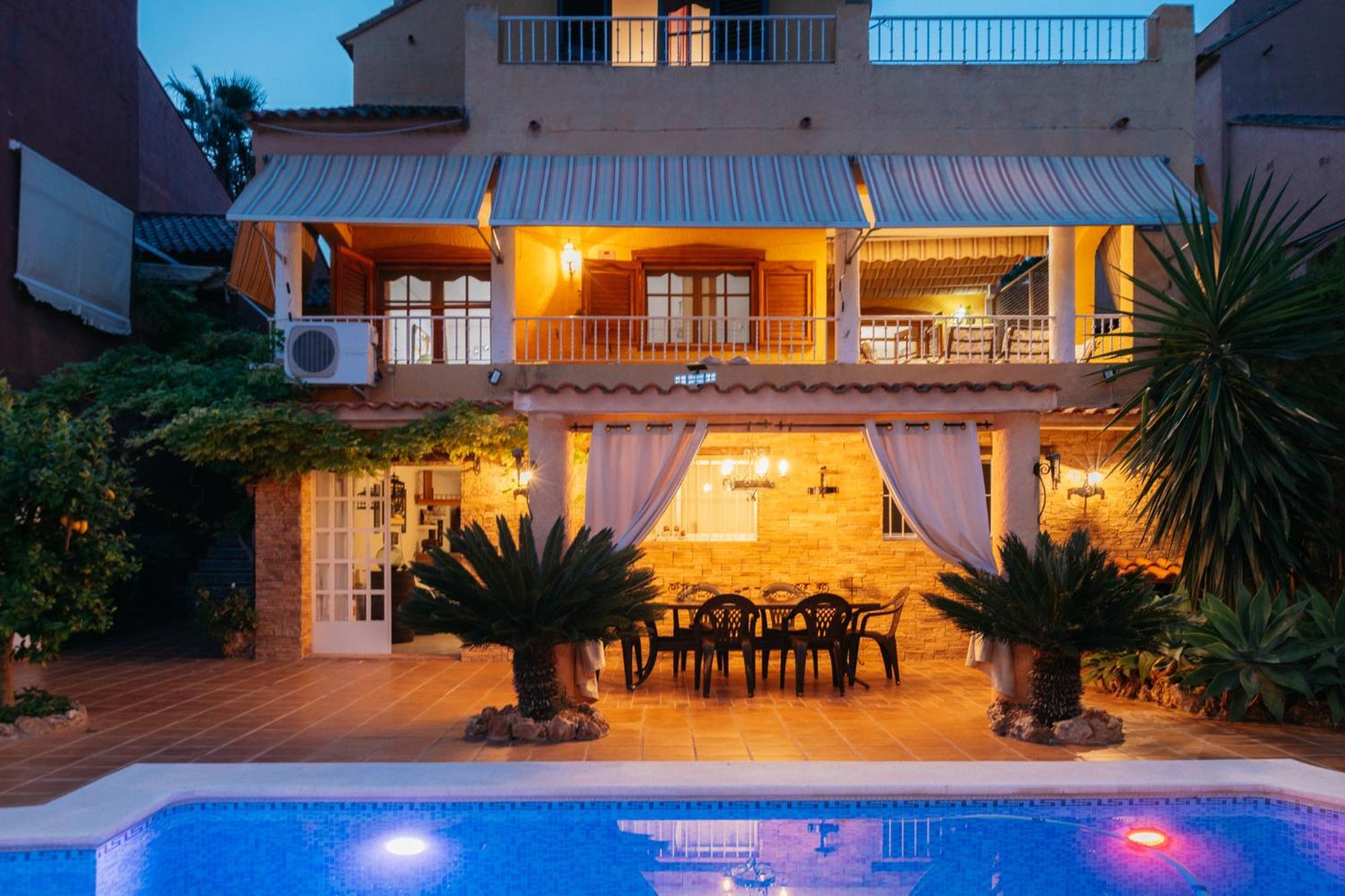 Chalet, Villa Rodeada De Naturaleza Piscina A Doce Klm De Valencia Y 7 Del Aeropuerto المظهر الخارجي الصورة